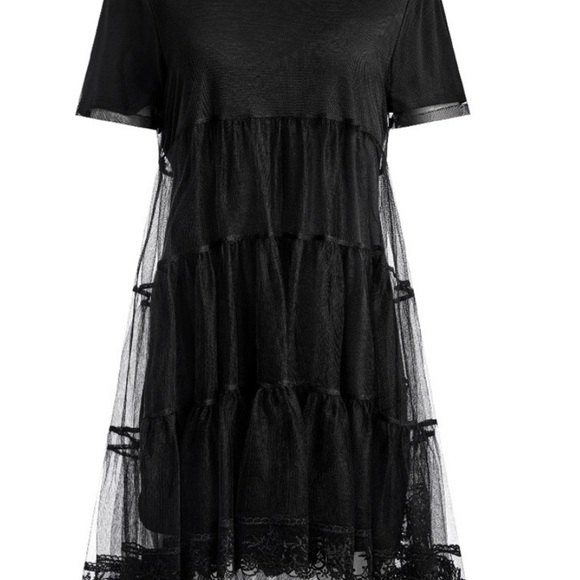 Alice + Olivia Dresses & Skirts - Alice + Olivia Black Tiered Lace Mini Dress